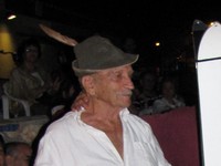 כפרניק IMG_0165 נורמן היה איש של ערכים כפרניק IMG_0165 נורמן היה איש של ערכים